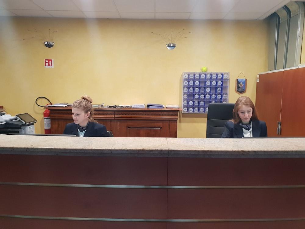 Risthotel Airport Fogliano Redipúglia Εξωτερικό φωτογραφία